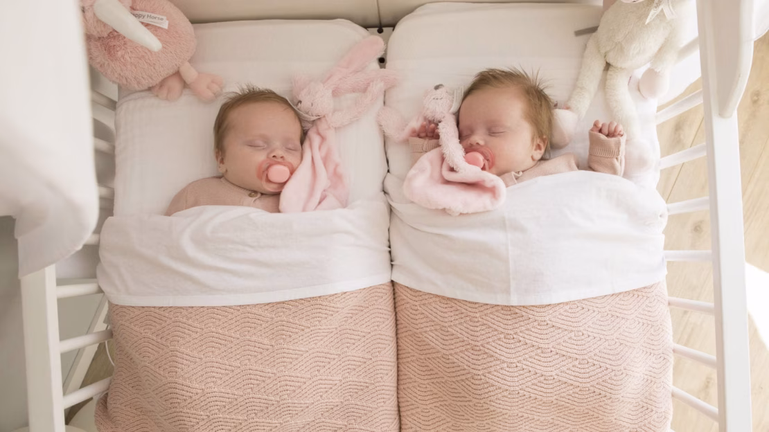 Lifestyle newbornshoot in Nieuwegein